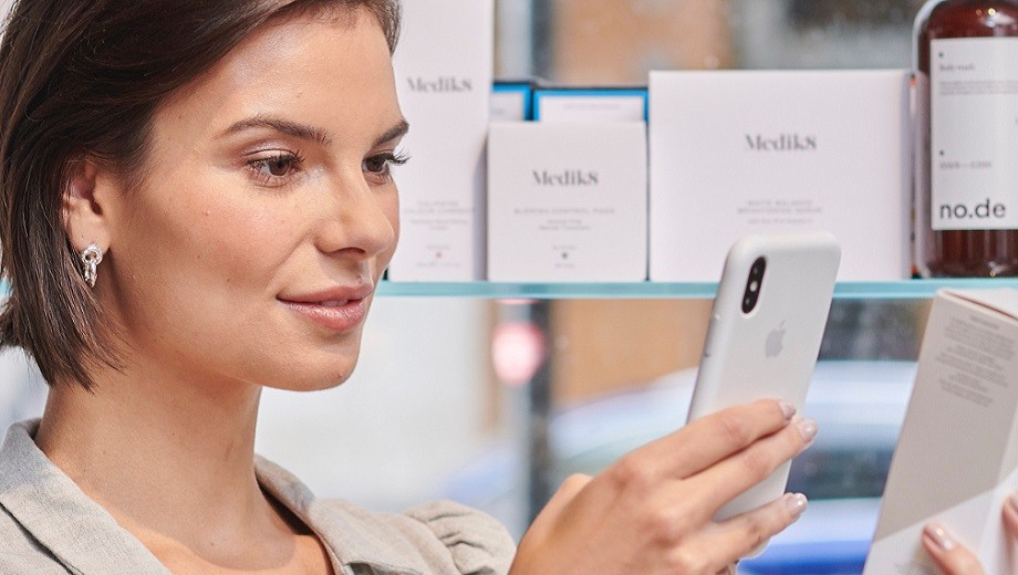 Consumer scanning item phone